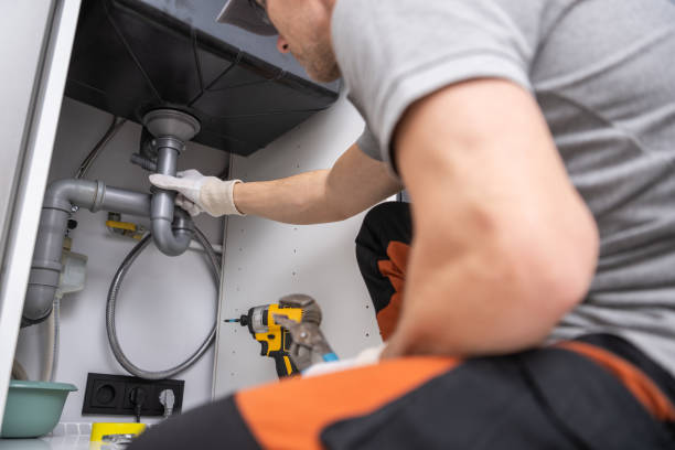Best Emergency Plumber  in Reno, OH
